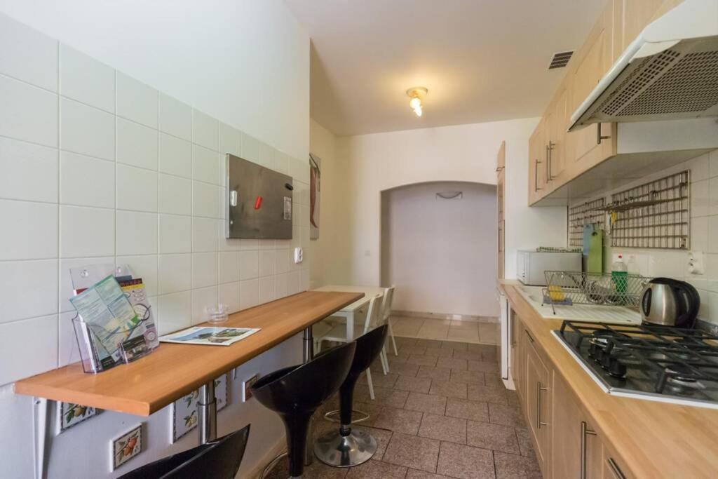 Appartement Grande Terrasse A Cote Monaco & Plage Saint-Antoine  Exterior photo